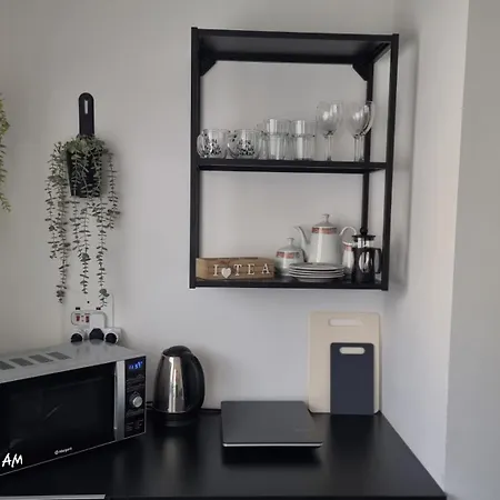 Διαμέρισμα Apartment's *