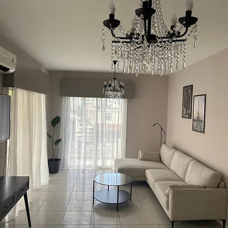 Διαμέρισμα Apartment's *